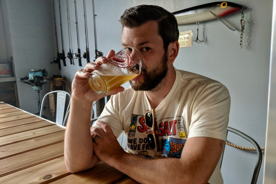 Tap Traveler Post at Bobbing Bobber