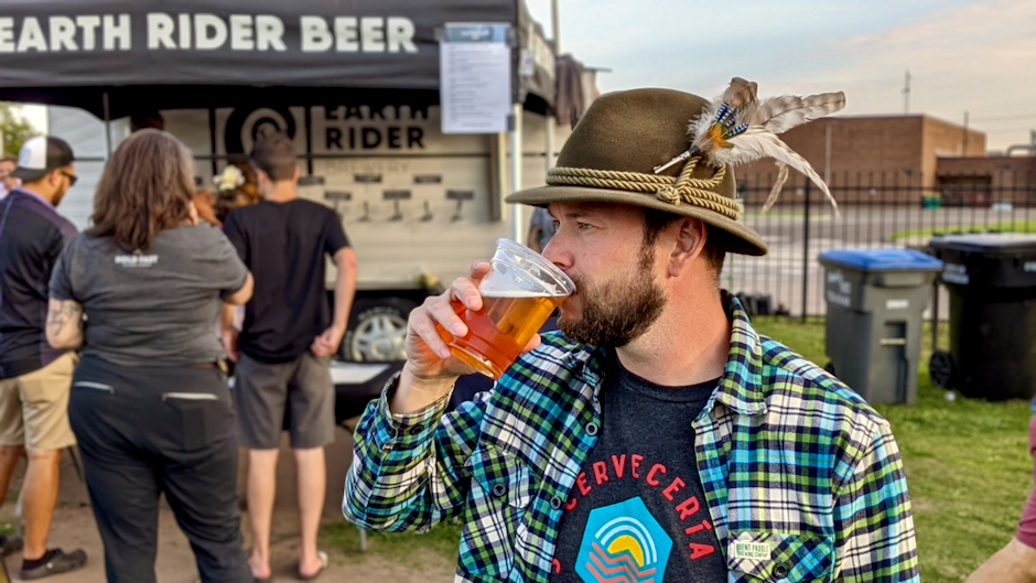 Tap Traveler Festin'